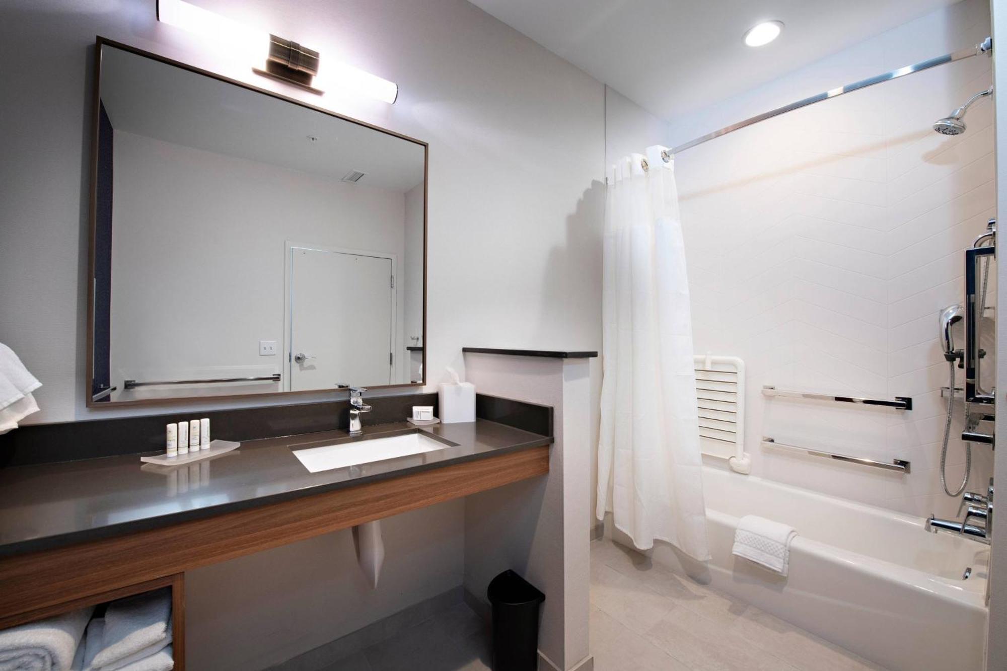 Murlin Heights Fairfield Inn & Suites By Marriott Dayton North מראה חיצוני תמונה