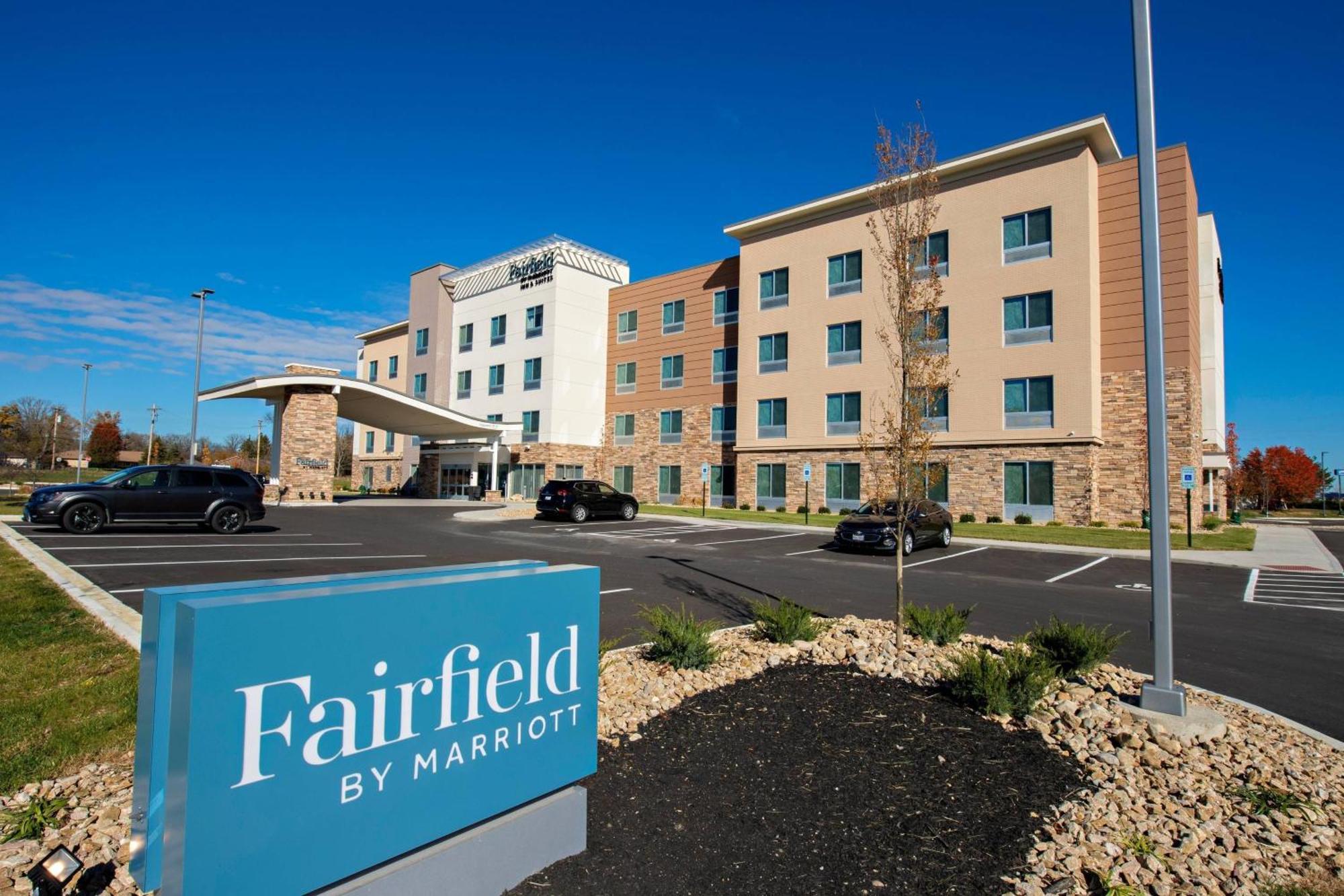 Murlin Heights Fairfield Inn & Suites By Marriott Dayton North מראה חיצוני תמונה