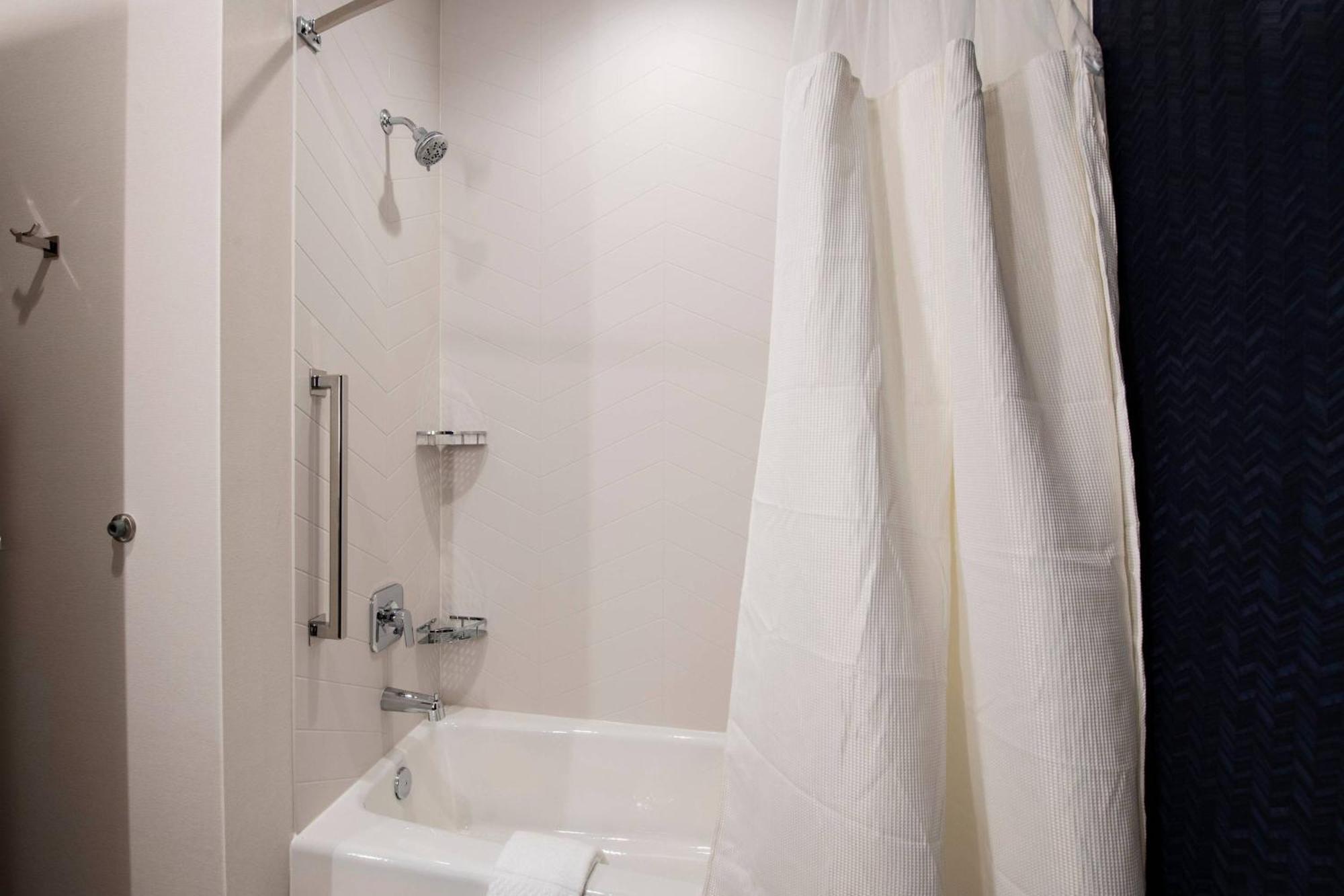 Murlin Heights Fairfield Inn & Suites By Marriott Dayton North מראה חיצוני תמונה